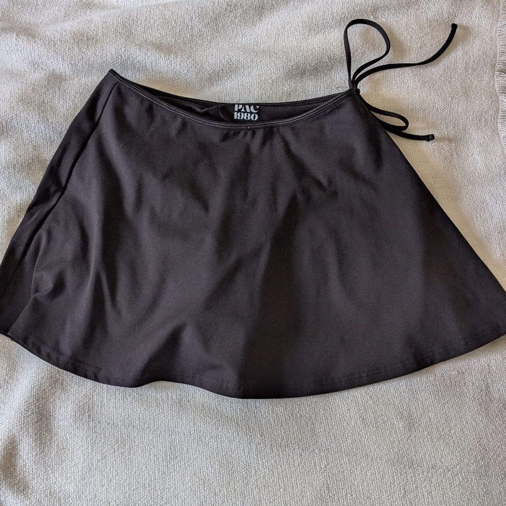 Pacsun Wrap Skort Small